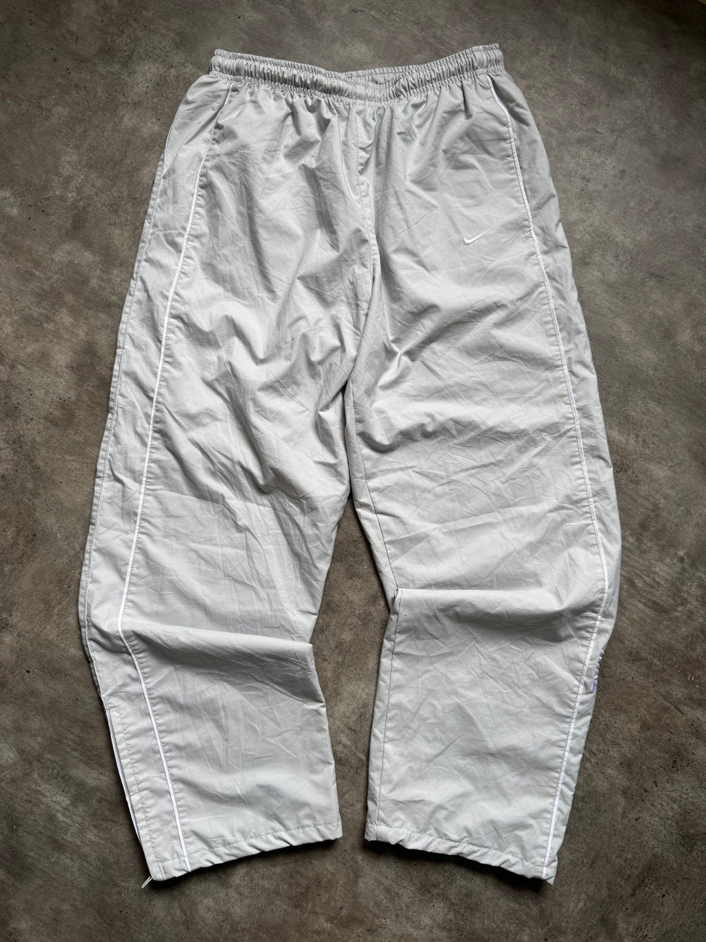 VINTAGE NIKE TRACKPANTS (S)